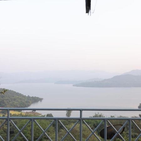 Nisarg Farm Mulshi Bed & Breakfast Exterior foto
