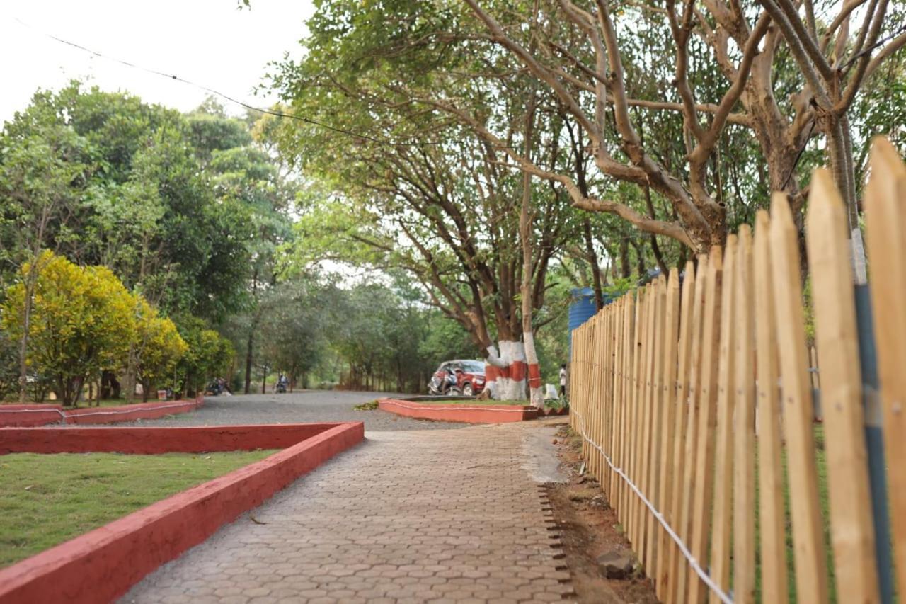Nisarg Farm Mulshi Bed & Breakfast Exterior foto